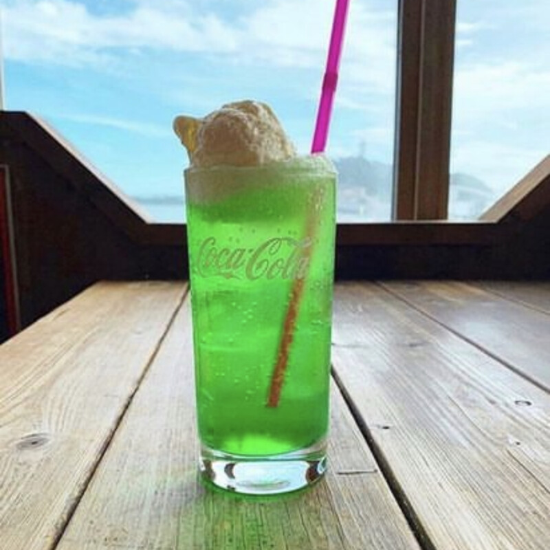 クリームソーダフロート